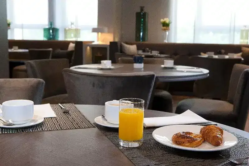 SH Colón Hotel