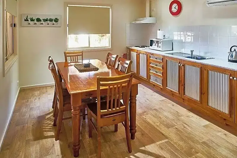 Underground Bed & Breakfast
