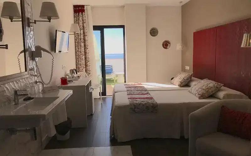Hotel Perla Marina