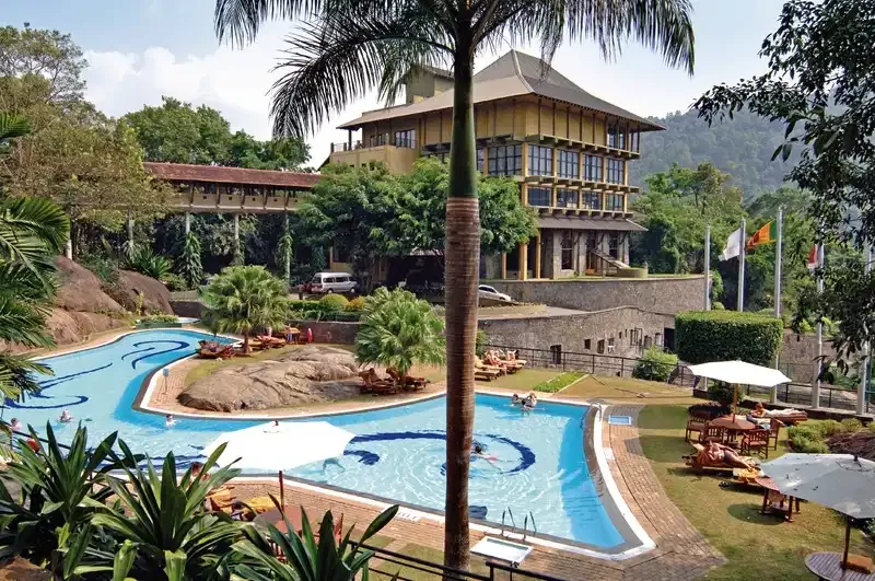 Earl's Regency
