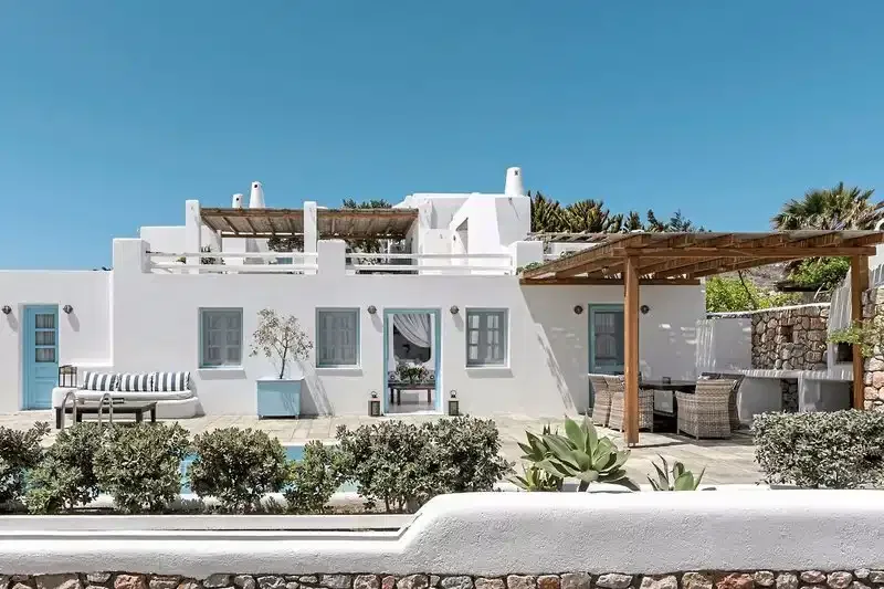 Anema Luxury Suites and Villas