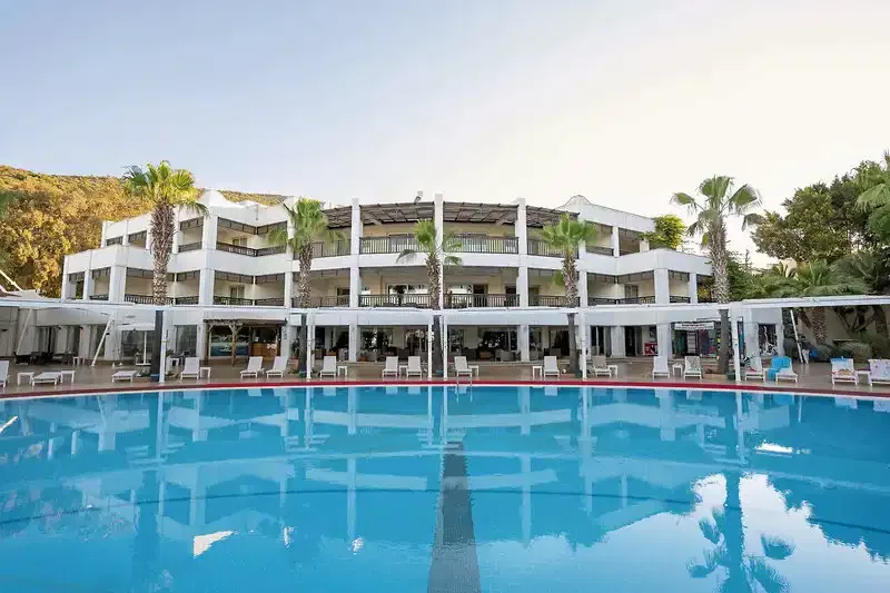 Latanya Park Resort