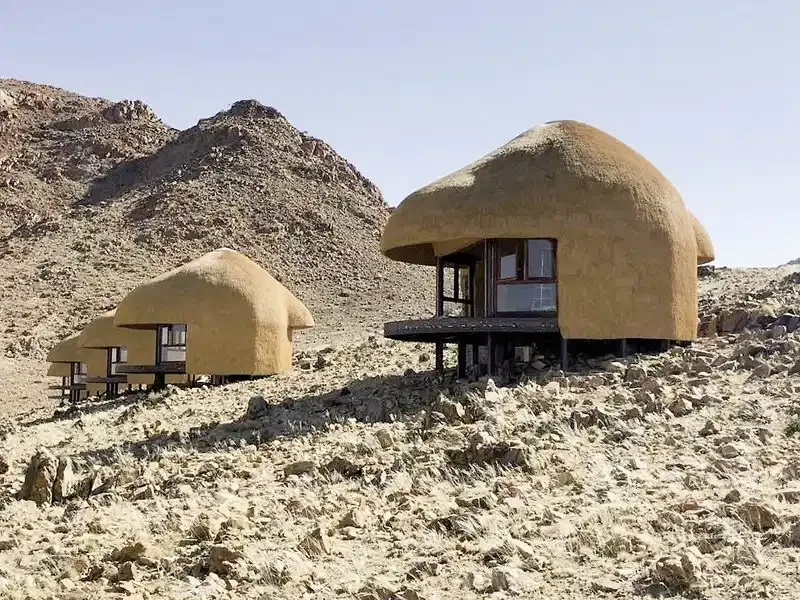 Desert Hills Lodge