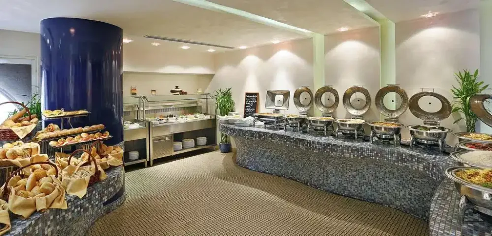 City Seasons Al Hamra Abu Dhabi