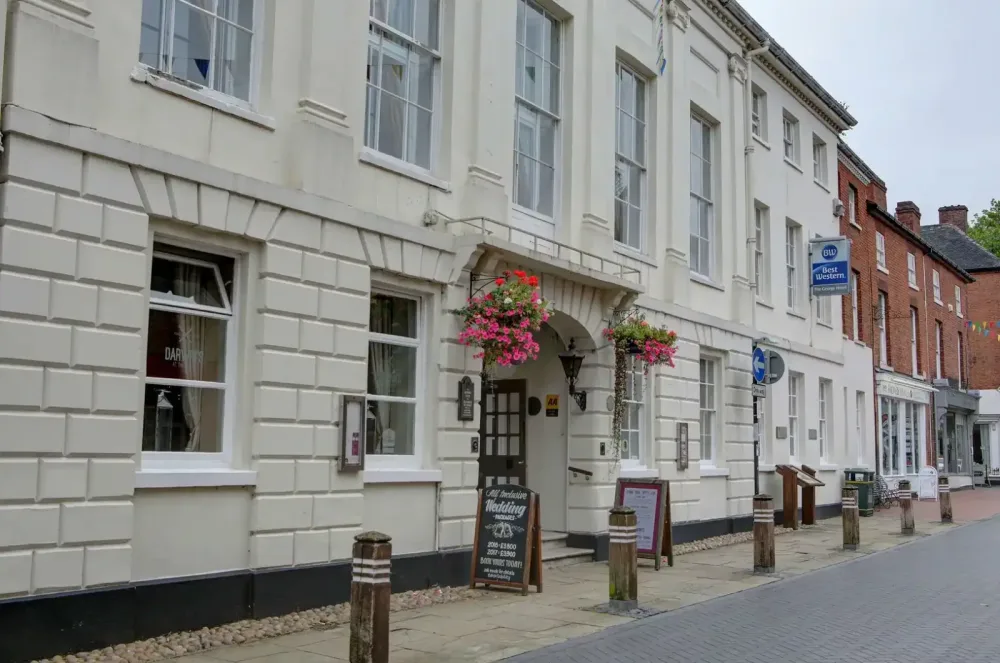 The George Hotel