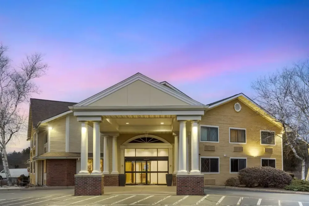 Best Western Plus The Inn at Sharon/Foxboro