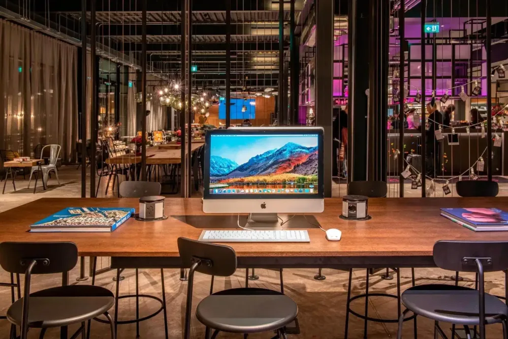 Moxy London Heathrow Airport