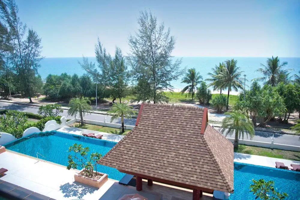 Maikhao Palm Beach Resort