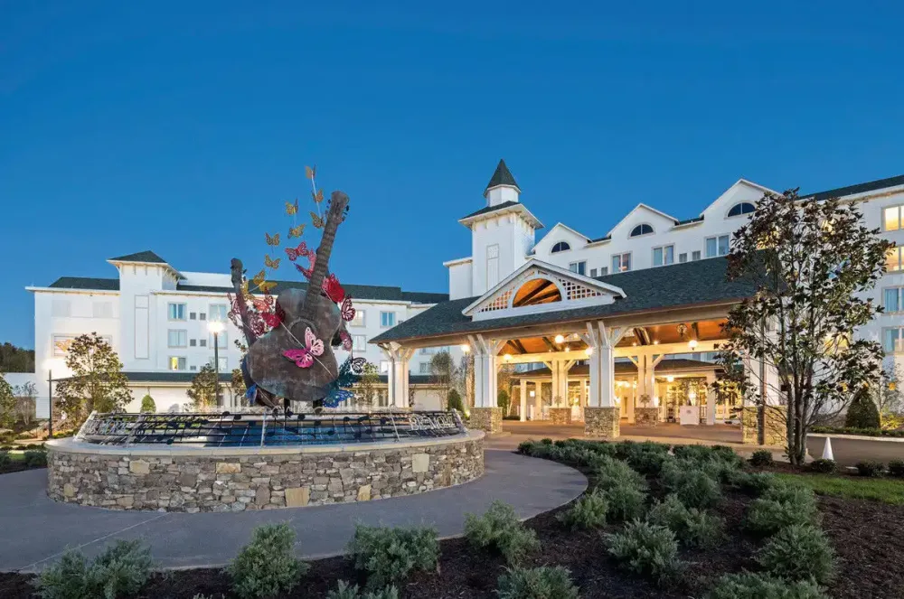 Dollywood's DreamMore Resort & Spa