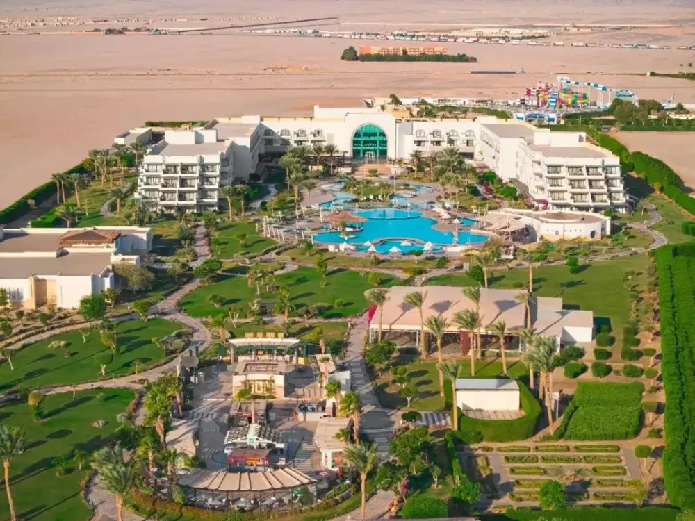 Mövenpick Waterpark Resort & Spa Soma Bay