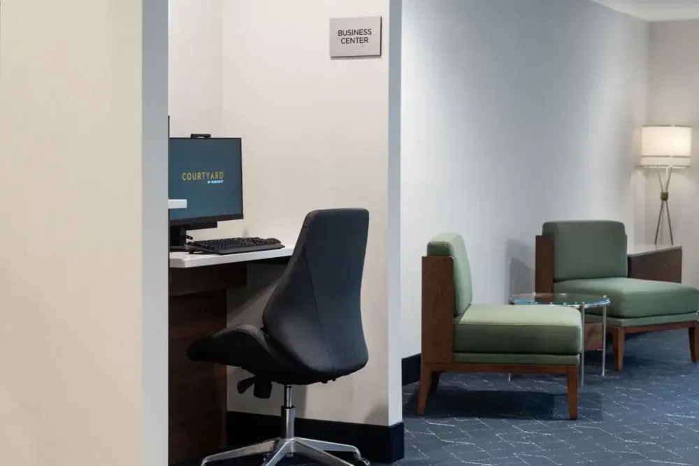 Courtyard by Marriott Providence Lincoln