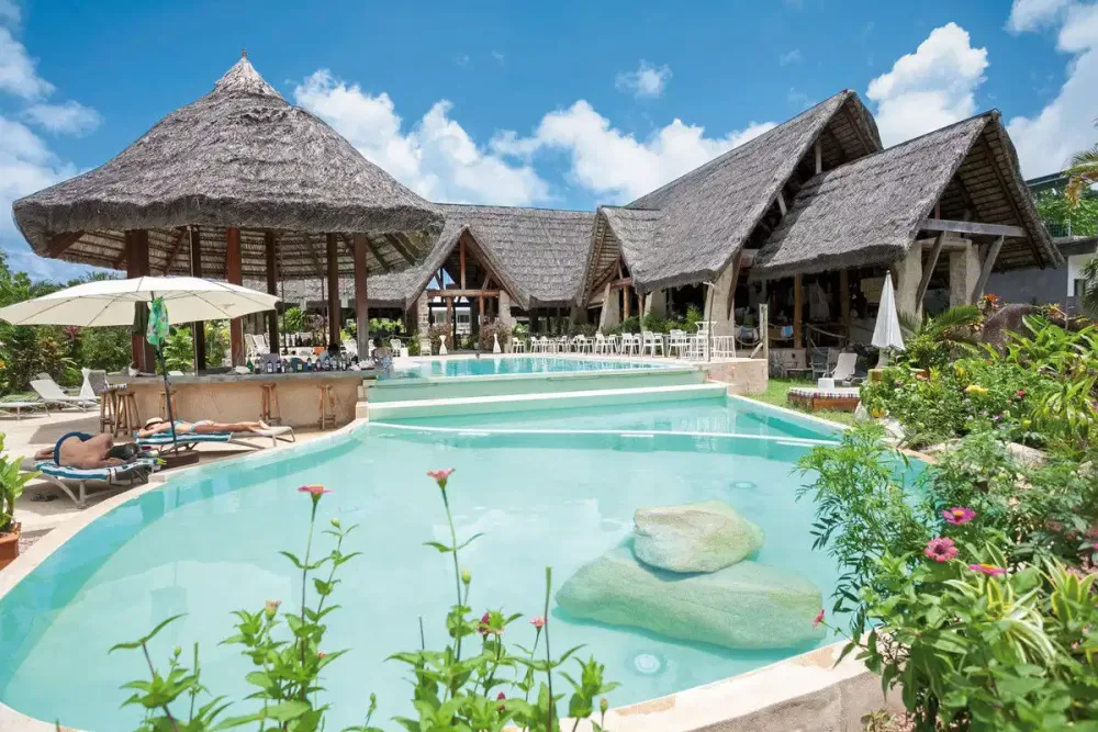 Les Lauriers Eco Hotel & Restaurant