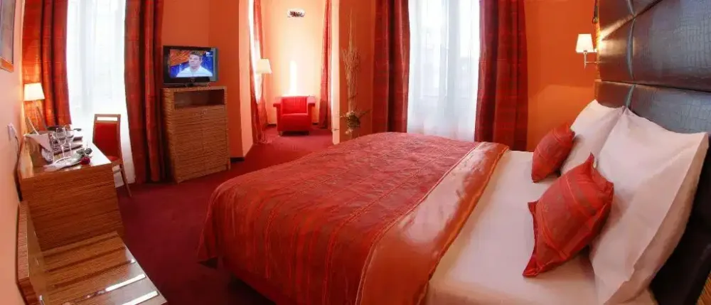 EA Hotel Sonata