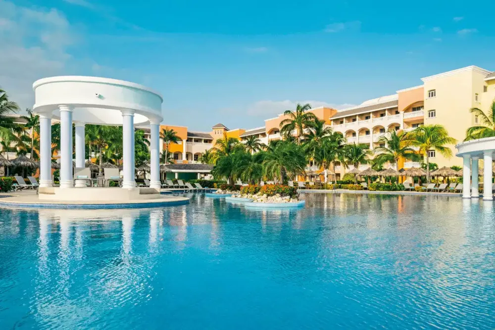Iberostar Selection Rose Hall Suites