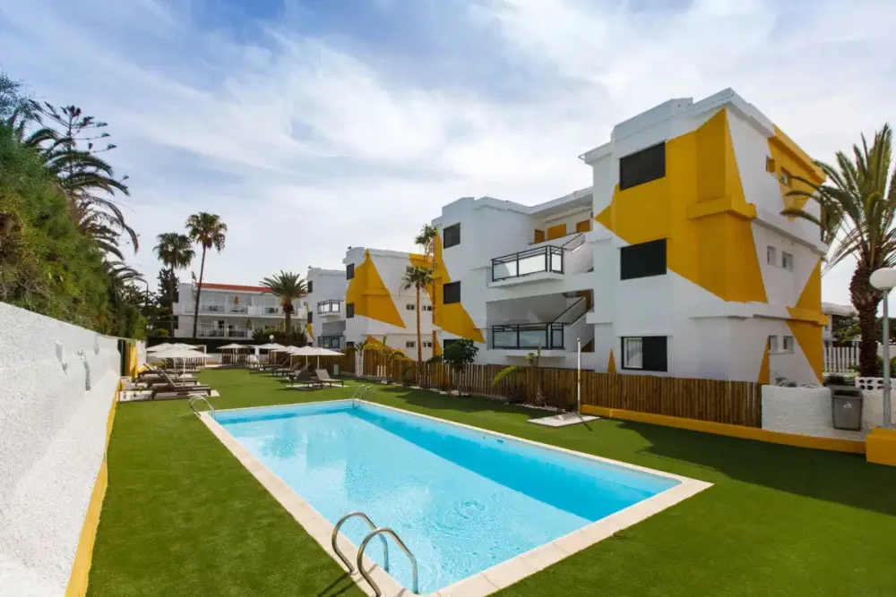 Apartamentos Africana