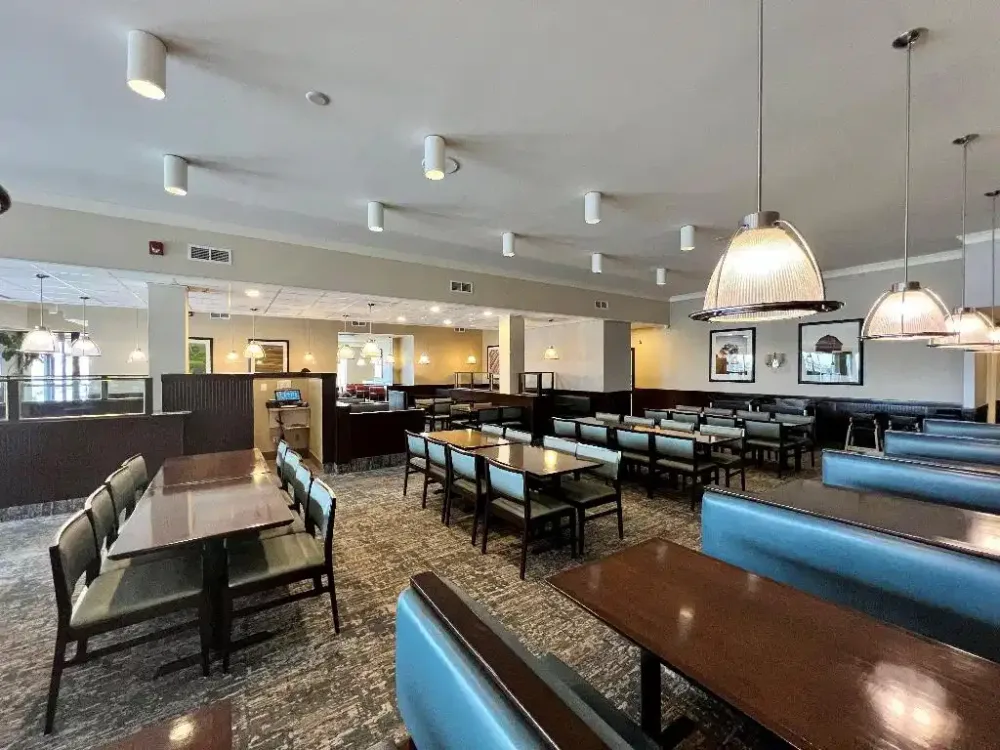 Holiday Inn Toronto Airport East