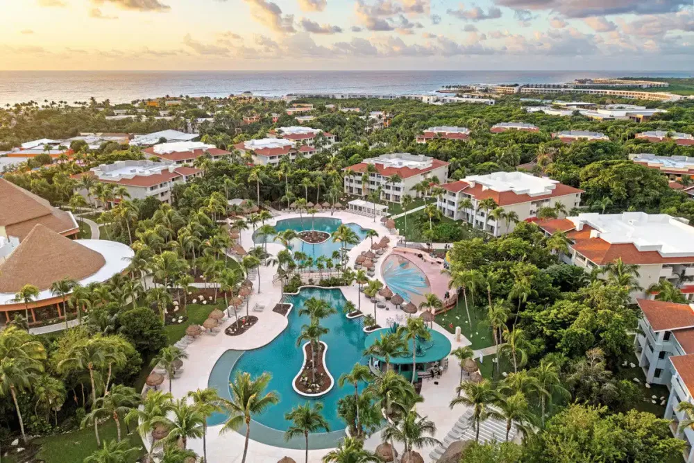 Bahia Principe Escape Tequila