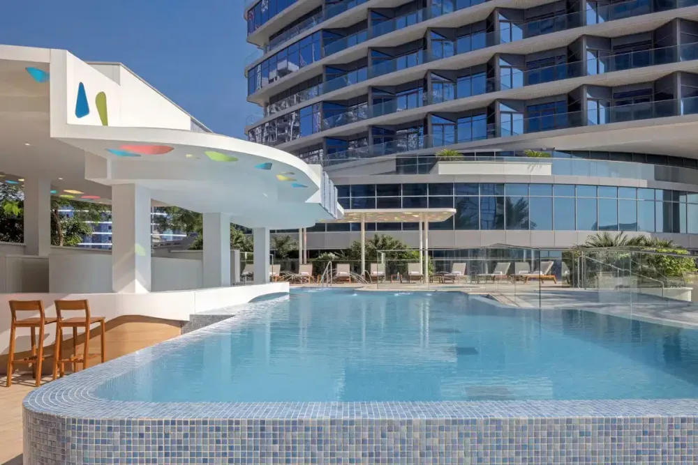 Hilton Dubai Creek Hotel & Residences