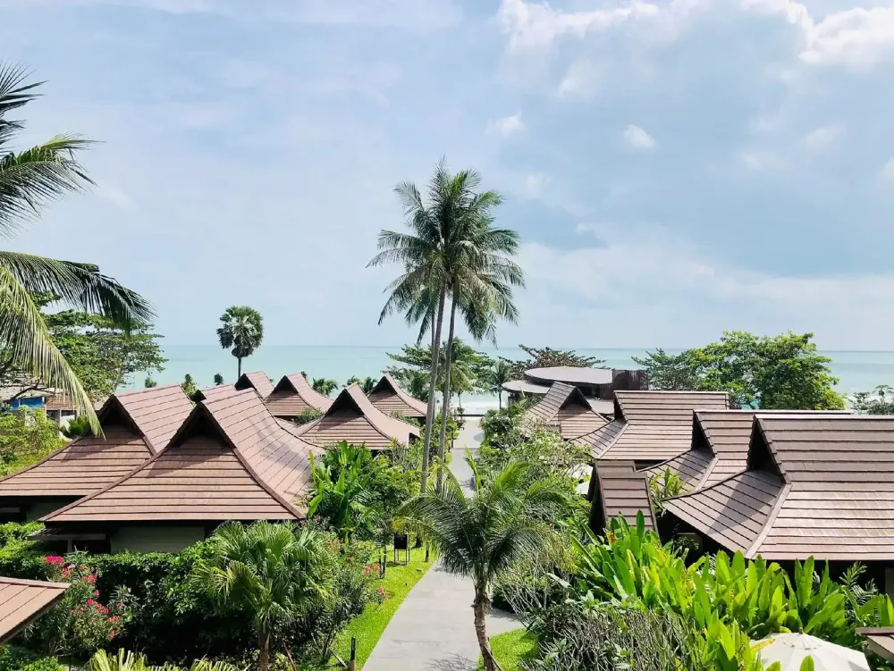 Khanom Beach Resort & Spa