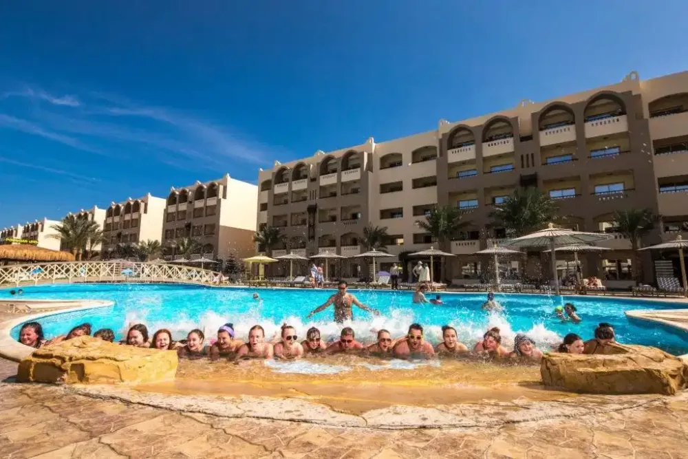 El Karma Aqua Beach Resort