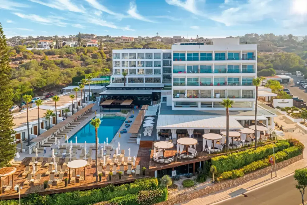 Napa Mermaid Hotel & Suites