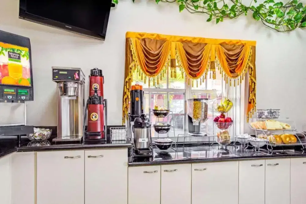 SureStay Hotel by Best Western Sarasota Lido Beach