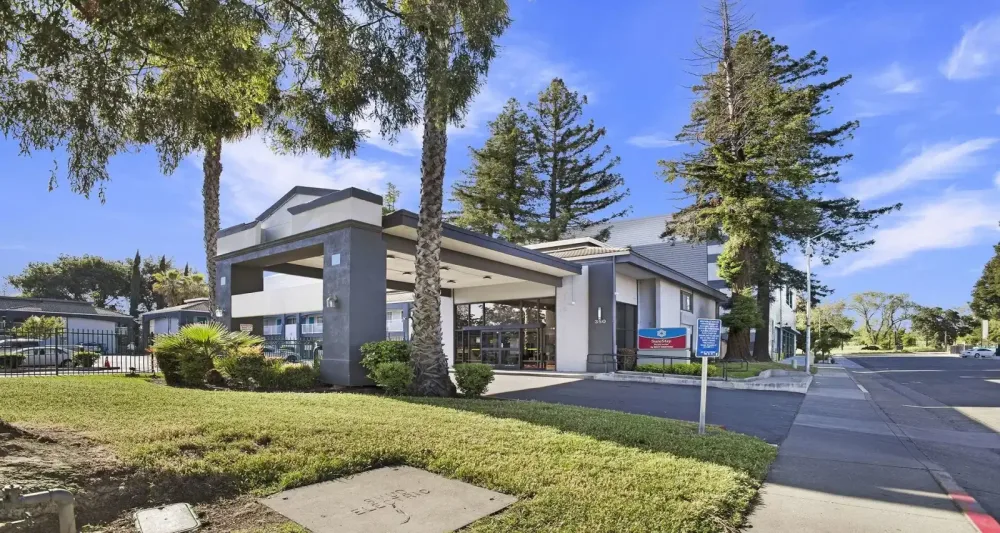 SureStay Plus Hotel by Best Western Sacramento North