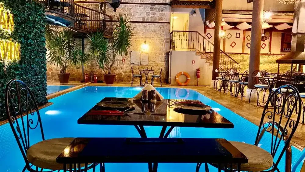 Mediterra Art Hotel