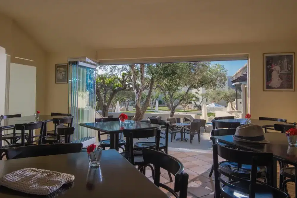 Ourania Apartments