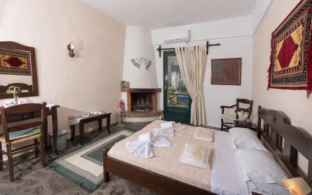 Arolithos Traditional Cretan Village
