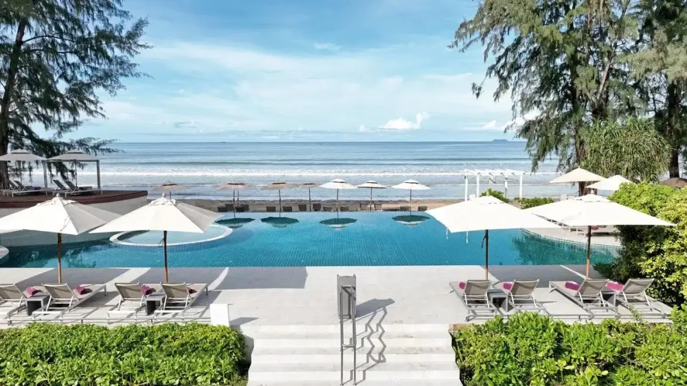 Twin Lotus Resort & Spa