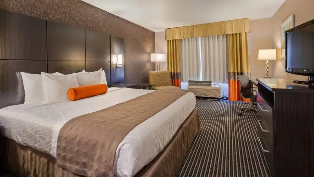 Best Western PLUS Rama Inn
