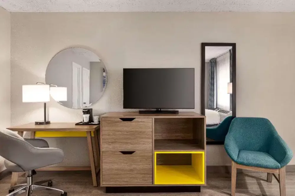 Days Inn by Wyndham Miami Airport North