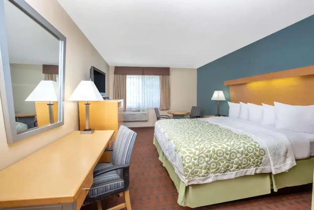 Days Inn by Wyndham Woodland