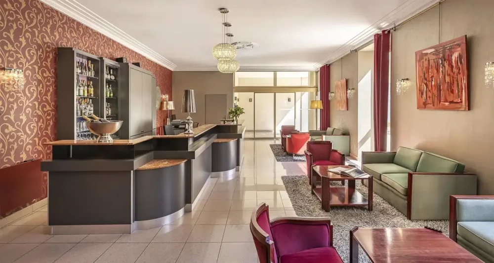 Best Western Poitiers Centre Le Grand Hôtel