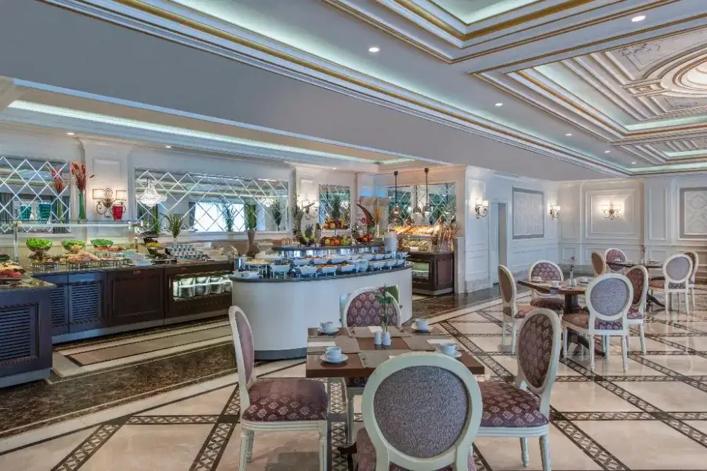 Elite World Business Hotel