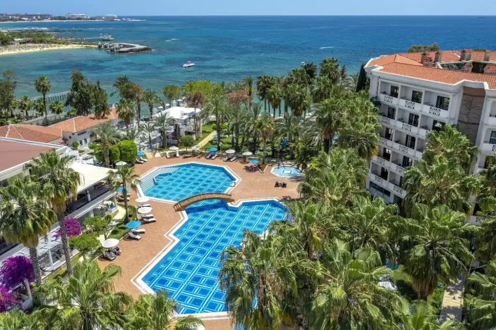 Utopia Resort & Residence