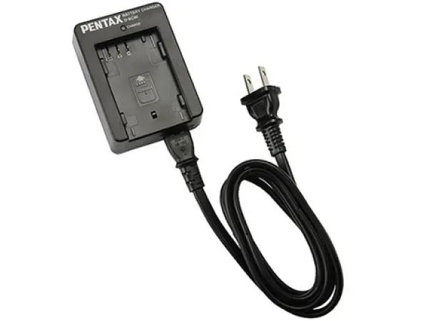 Pentax, Ladegeräte Foto, Pentax Akkuladegerät D-BC90E Kit, Produkte & Wohnen