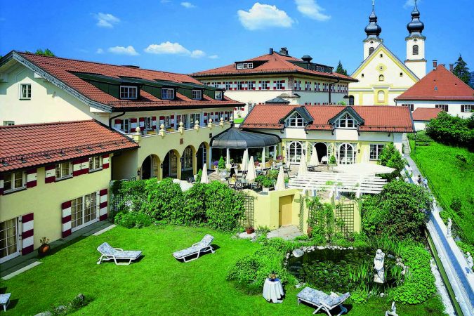 Dini Chance GmbH, DEUTSCHLAND, 3 bis 4 Tage Luxusurlaub im Hotel Residenz Heinz Winkler in Aschau - Chiemgau genießen, Reisen, Reiseschein, Reisescheine, Reisegutschein, Reisegutscheine, Hotelgutschein, Hotelgutscheine, Urlaubsgutschein, Urlaubsguts