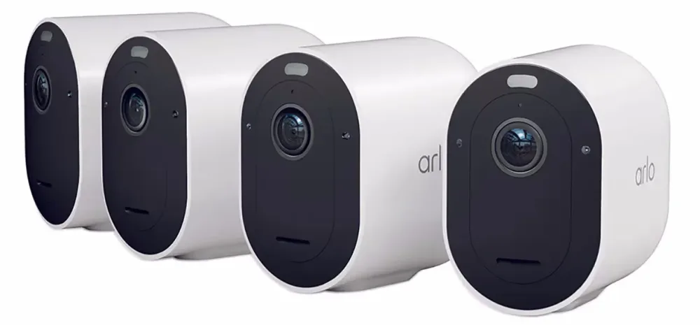 Arlo Pro 5 Spotlight Security Camera with 4x Camera Kit Netzwerkkamera – Überwachungskamera – weiss