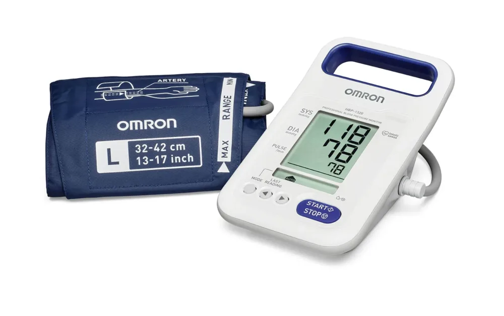 Omron Blutdruckmessgerät Oberarm Hbp-1320 mit Netzteil/Akku/Manschetten M+L