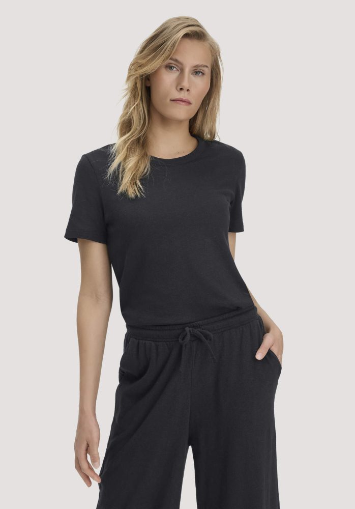 hessnatur Damen T-Shirt Relaxed aus Leinen und Bio-Baumwolle - schwarz Grösse34