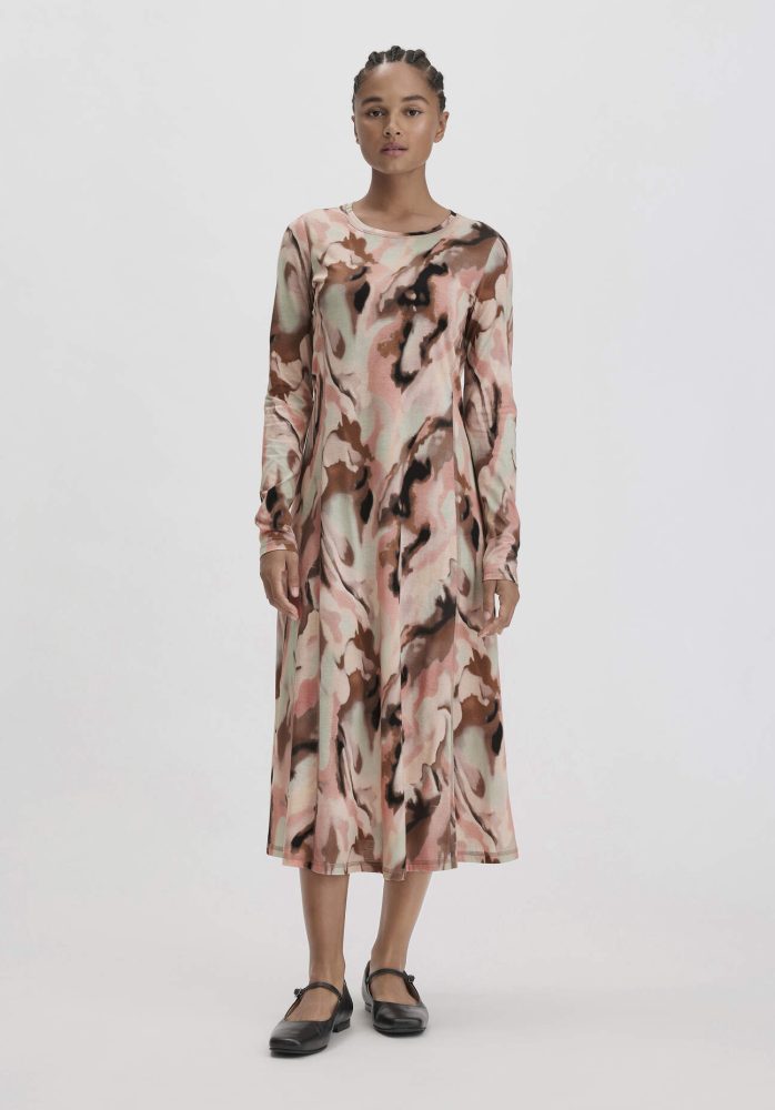 hessnatur Damen Print Premium Light Jersey Kleid Midi Slim aus Bio-Baumwolle - braun Grösse34