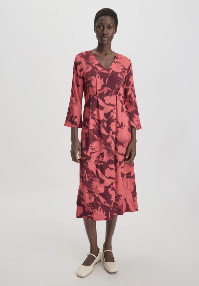 hessnatur Damen Print Kleid Midi Relaxed aus LENZING™ ECOVERO™Viskose - braun Grösse36