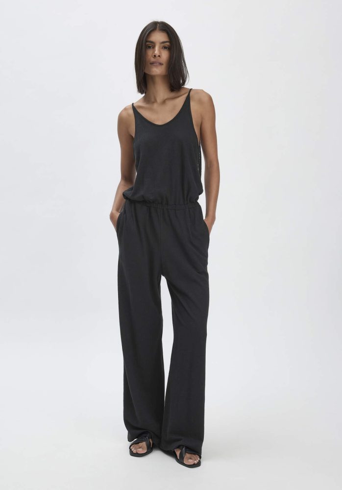 hessnatur Damen Jersey Jumpsuit Relaxed aus Leinen und Bio-Baumwolle - schwarz Grösse48