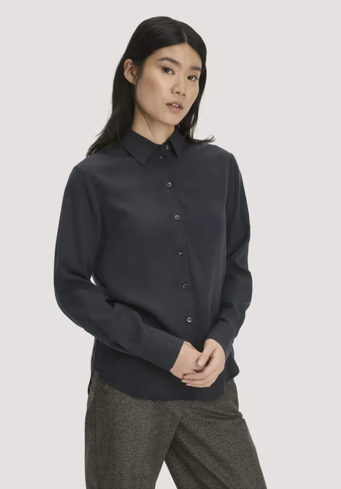 hessnatur Damen Bluse Relaxed aus TENCEL? Lyocell - schwarz - Größe 34