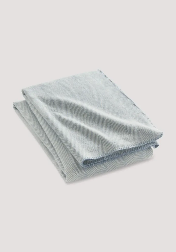 hessnatur Decke MERLE aus Bio-Baumwolle - blau - Größe 140x180 cm