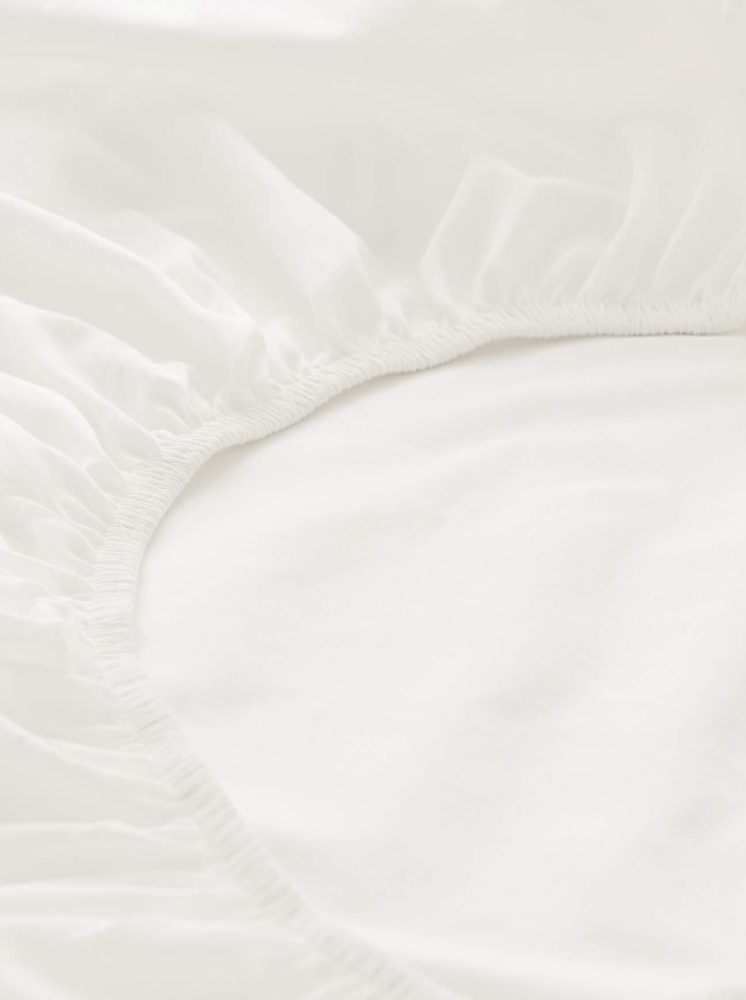 hessnatur Satin Spannbettlaken aus Bio-Baumwolle - weiß Grösse140-160x200 cm