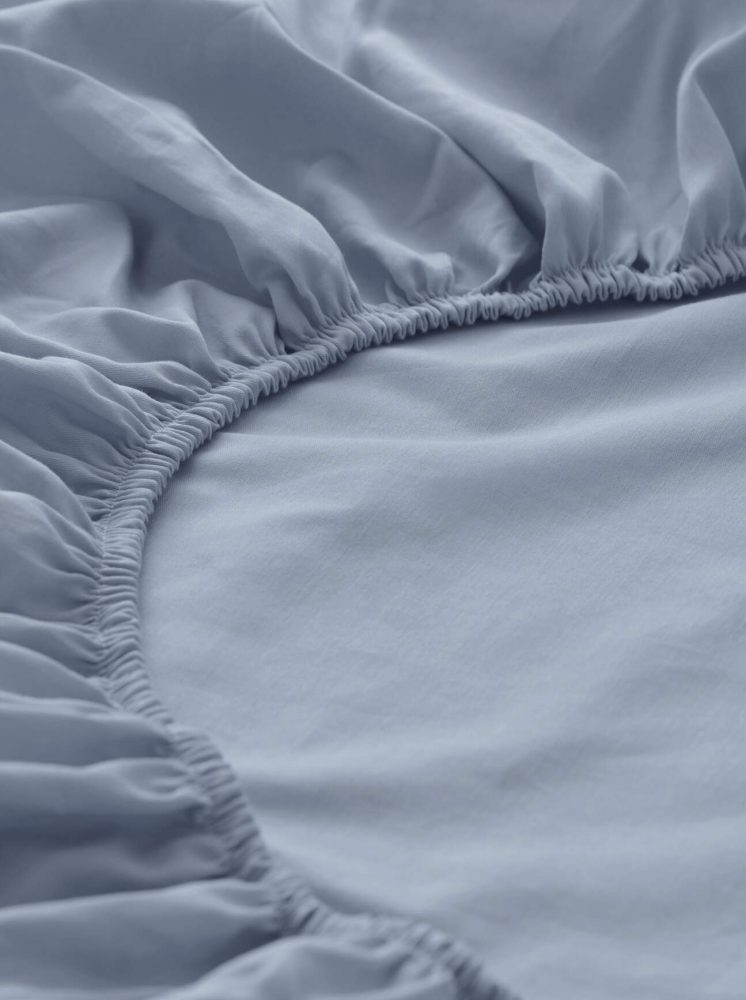 hessnatur Satin Spannbettlaken aus Bio-Baumwolle - blau Grösse180x200 cm