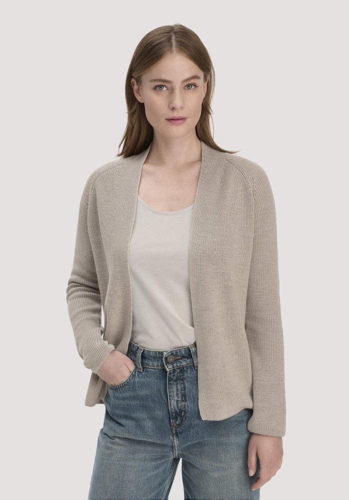 hessnatur Damen Strick Jacke Regular aus Bio-Baumwolle - beige GrösseS
